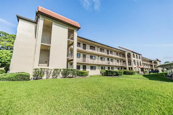 3055 Casa Del Sol Circle #202, CLEARWATER, FL 33761