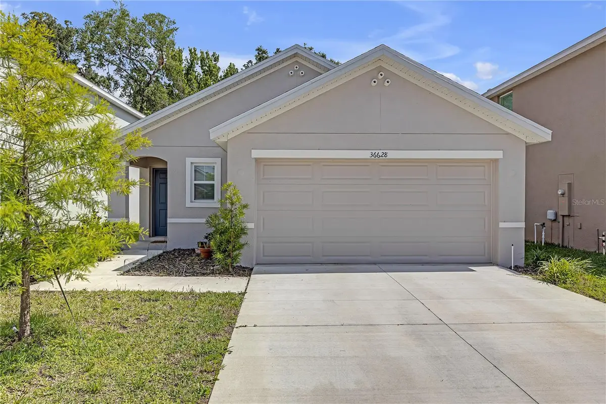 36628 Spanish Rose Drive, Dade City, FL 33525 - Image #1