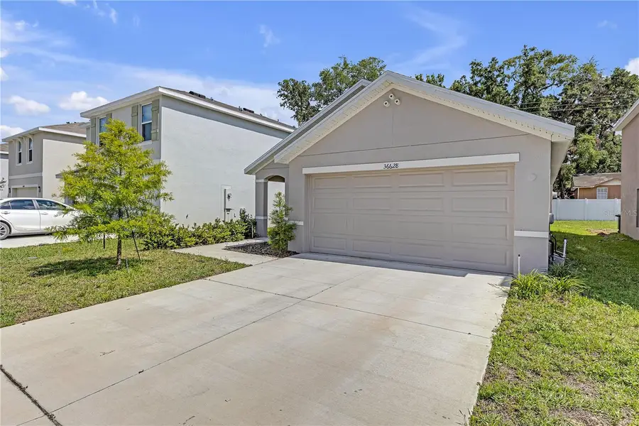36628 Spanish Rose Drive, Dade City, FL 33525 - Image #3