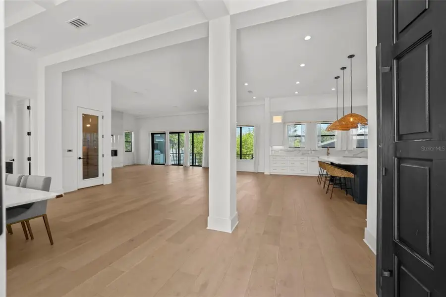 403 E Davis Boulevard, Tampa, FL 33606 - Image #3