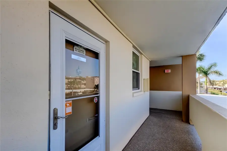 7465 Bay Island Drive S #213, South Pasadena, FL 33707 - Image #3