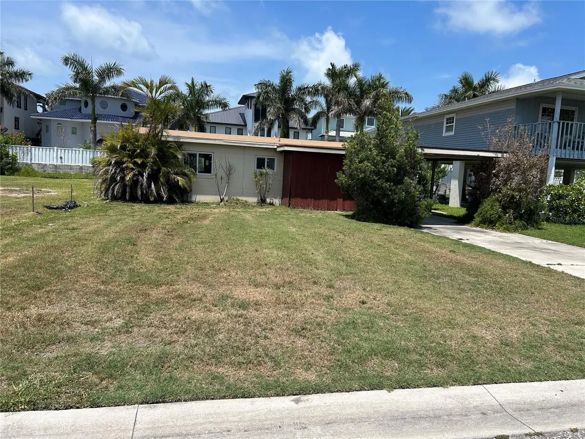 17610 1st Street E, Redington Shores, FL 33708 - Image #1