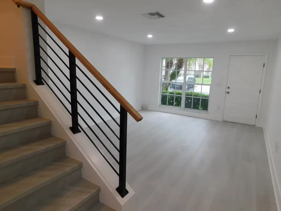 727 Kensington Lake Circle, Brandon, FL 33511 - Image #3