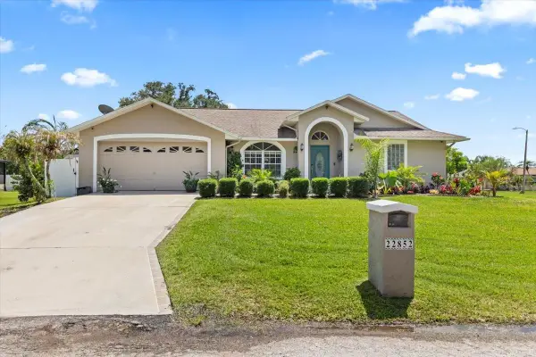 22852 Fern Court, LAND O LAKES, FL 34639