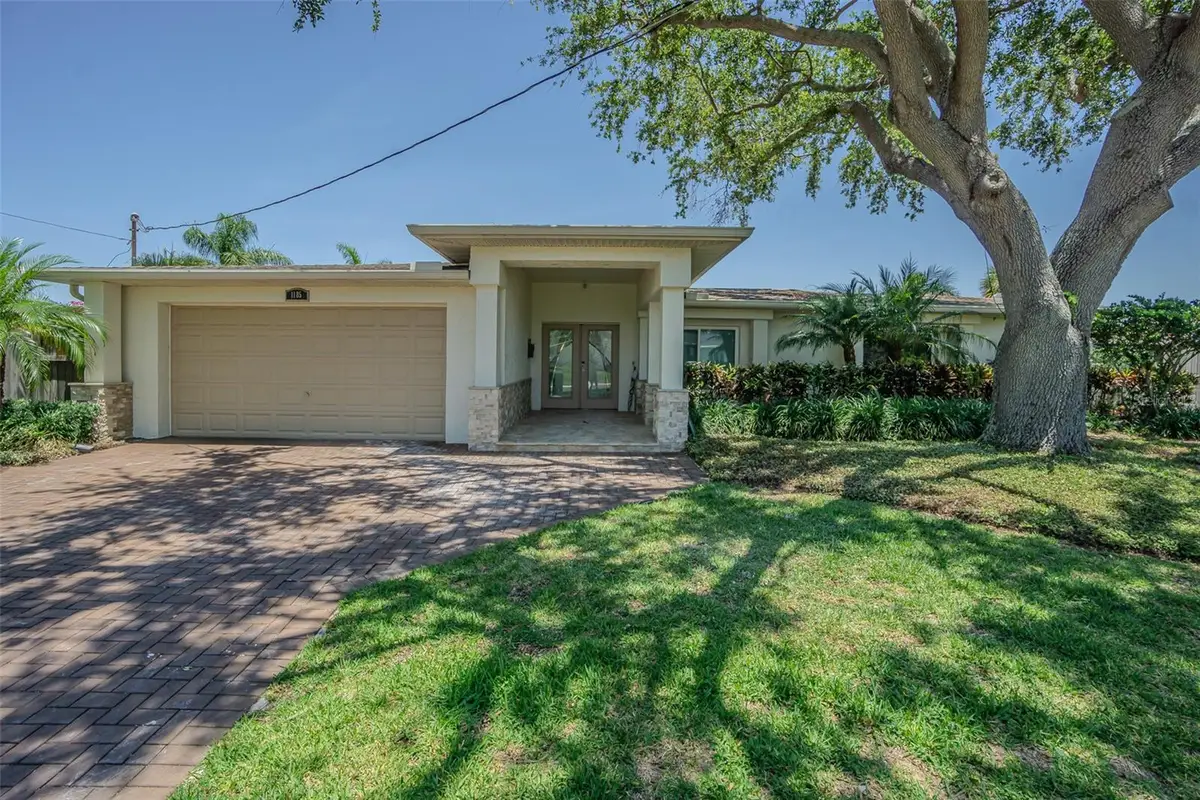 1185 36th Avenue Ne, Saint Petersburg, FL 33704 - Image #1