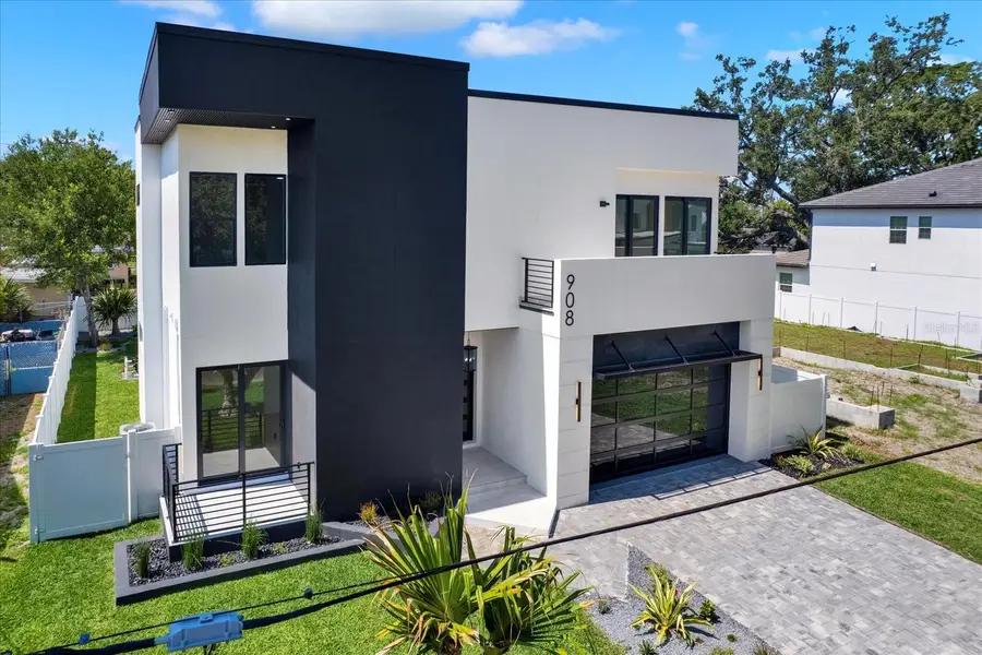 908 W Fribley Street, Tampa, FL 33603 - Image #2