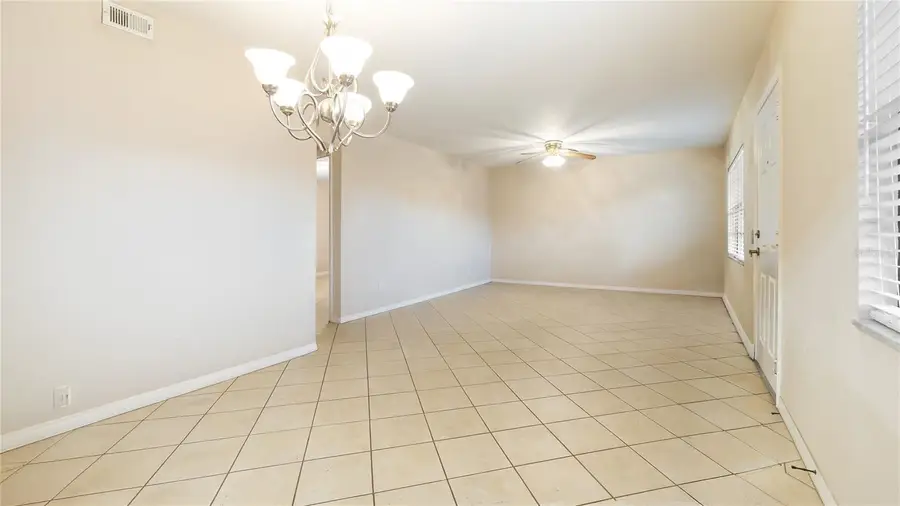 6100 Gulfport Boulevard S #415, Gulfport, FL 33707 - Image #3