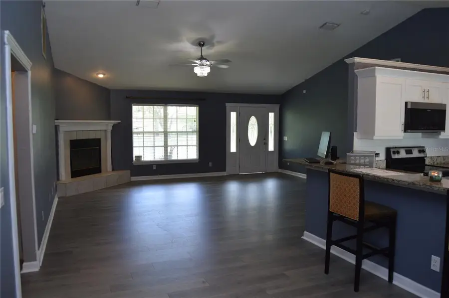 17430 Spring Valley Road, Dade City, FL 33523 - Image #3