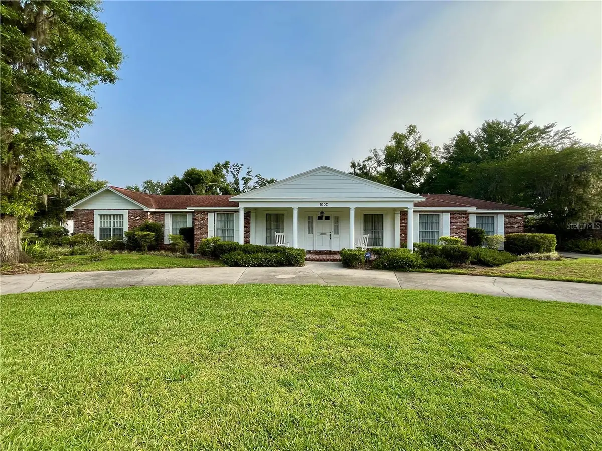 1002 W Pinedale Drive, Plant City, FL 33563 - Image #1