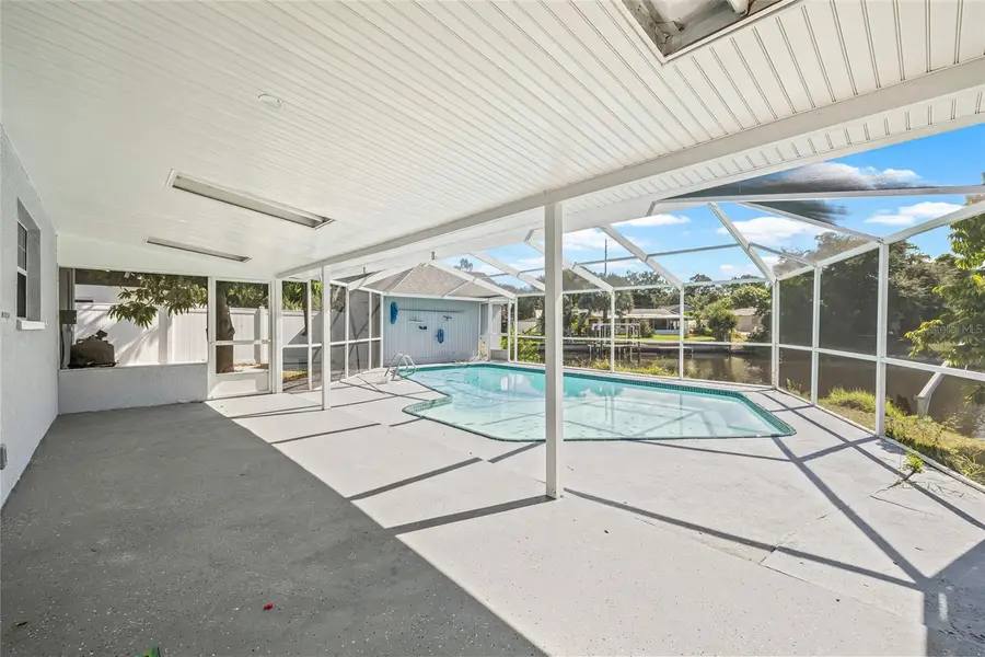 5817 Liverpool Drive, Tampa, FL 33615 - Image #3