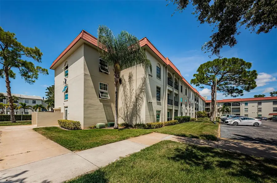 2700 Bayshore Boulevard #2110, Dunedin, FL 34698 - Image #3