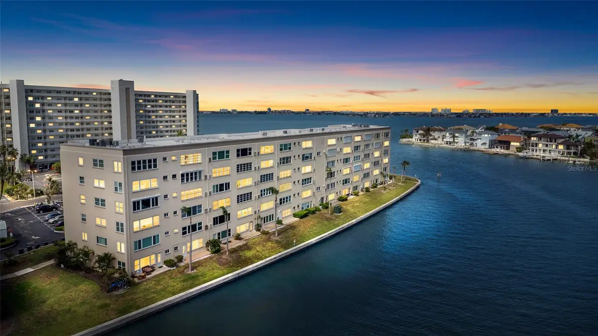 6075 Shore Boulevard S #215, Gulfport, FL 33707 - Image #1