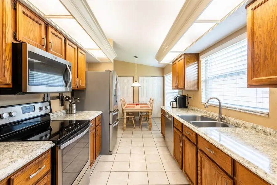 2024 Glen Forge Street, Brandon, FL 33511 - Image #2