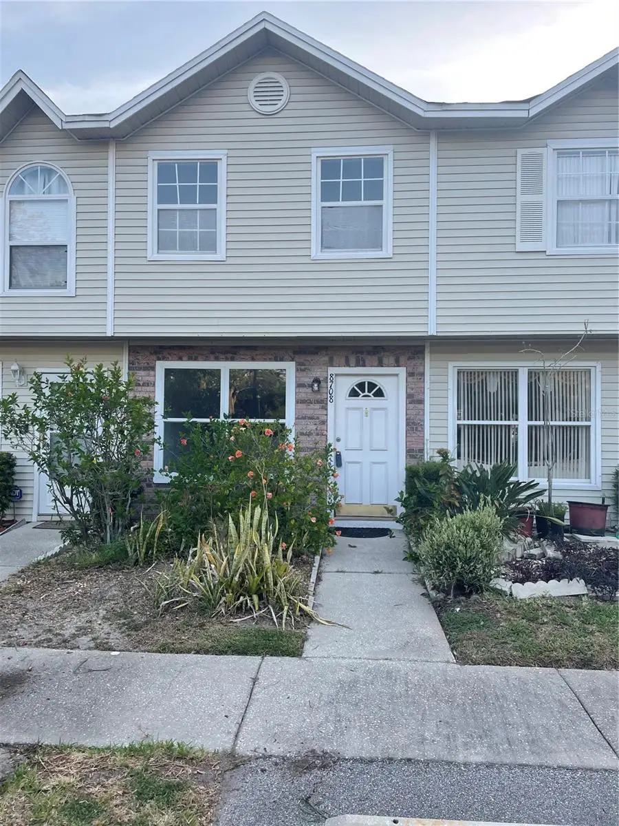 8708 Cobbler Place, Tampa, FL 33615 - Image #2