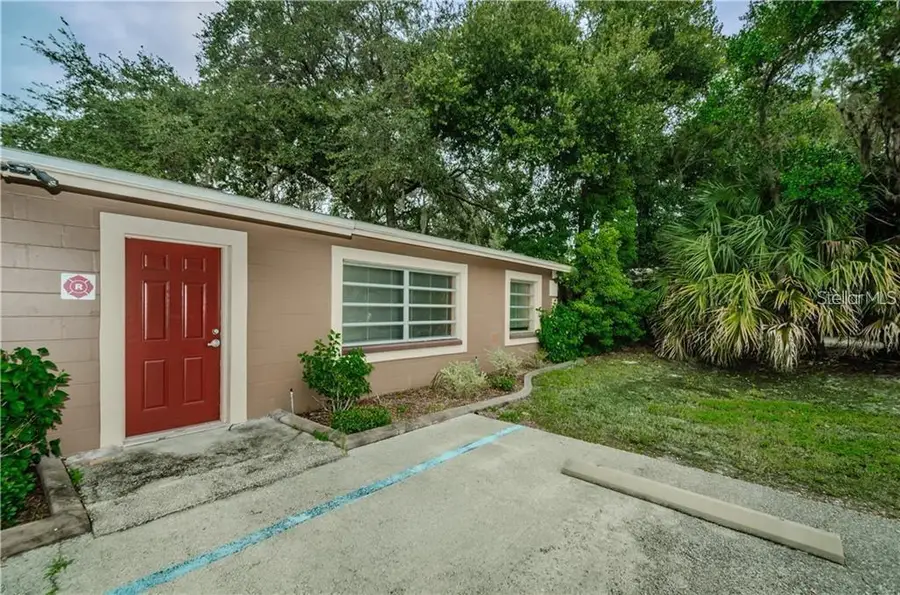 6345 Lambert Lane, New Port Richey, FL 34652 - Image #2