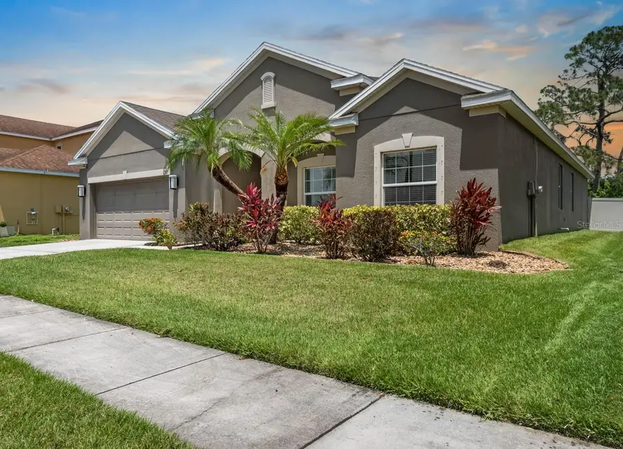 1517 Yale Castle Court, Ruskin, FL 33570 - Image #2