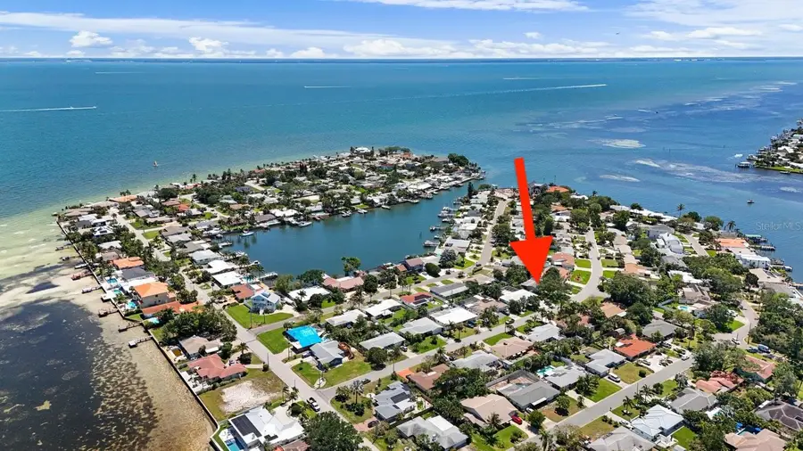 2334 Tropical Shores Drive Se, Saint Petersburg, FL 33705 - Image #2
