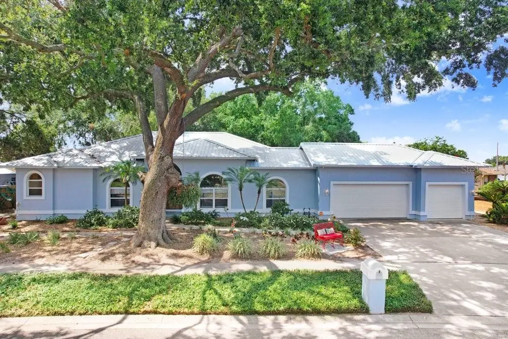 613 Sportsman Park Drive, Seffner, FL 33584 - #1