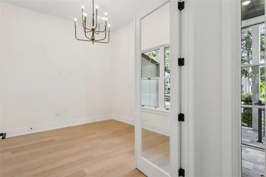 4612 W Tennyson Avenue, Tampa, FL 33629 - Image #3