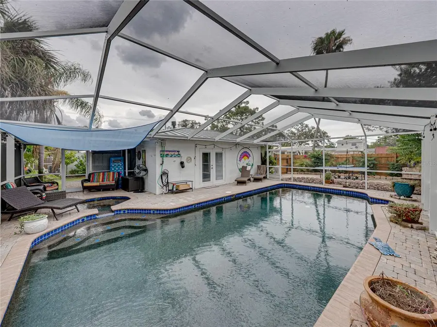 6202 7th Avenue S, Gulfport, FL 33707 - Image #2