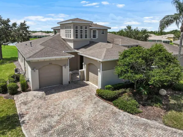 2490 Kensington Greens Drive, SUN CITY CENTER, FL 33573