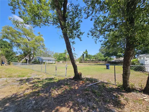 2110 E Poinsettia Avenue, TAMPA, FL 33612