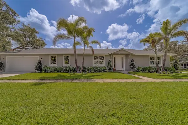 102 7th Avenue Se, LARGO, FL 33771