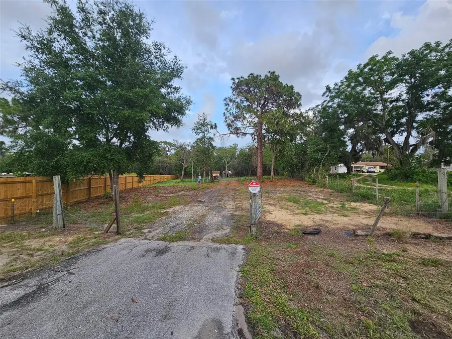 17132 Ridgeline Trail, Hudson, FL 34667 - Image #2