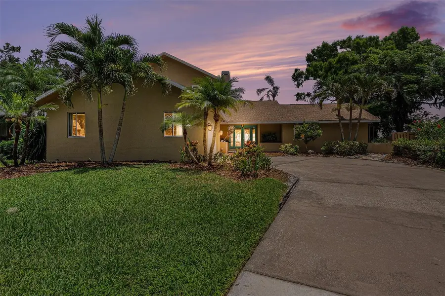 115 Lake Shore Drive E, Palm Harbor, FL 34684 - Image #2