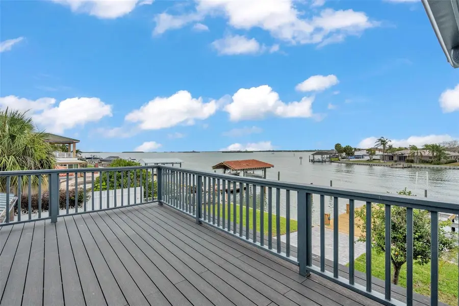 319 Midway Island, Clearwater Beach, FL 33767 - Image #2