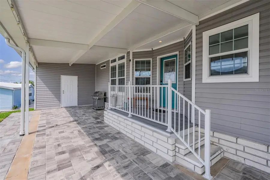 37624 Landis Avenue, Zephyrhills, FL 33541 - Image #2