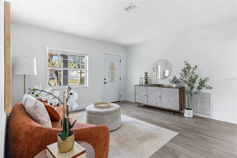 8335 42nd Avenue N, Saint Petersburg, FL 33709 - #2