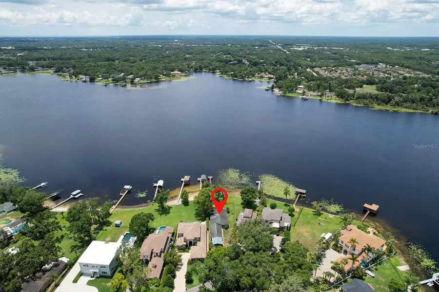 14808 Lake Magdalene Circle, Tampa, FL 33613 - Image #3