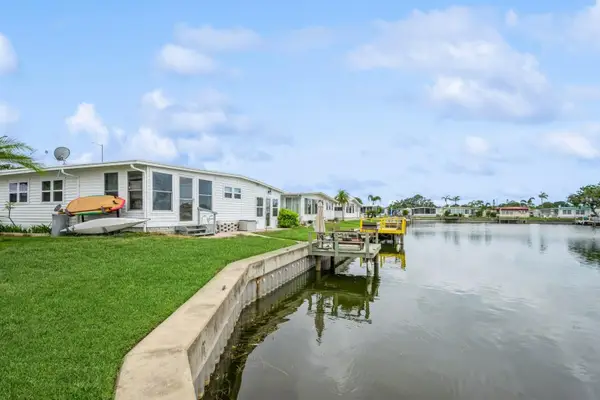 10213 S Lake Drive #169, LARGO, FL 33773