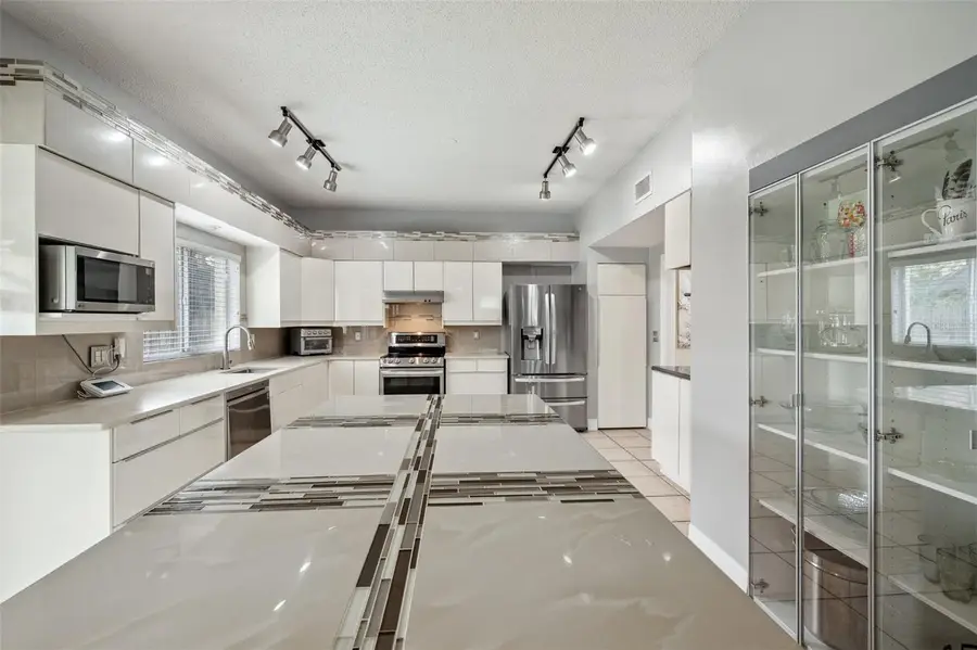 27133 Sea Breeze Way, Wesley Chapel, FL 33544 - Image #3