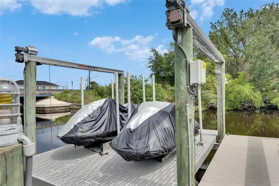 6512 Simone Shores Circle, Apollo Beach, FL 33572 - Image #2