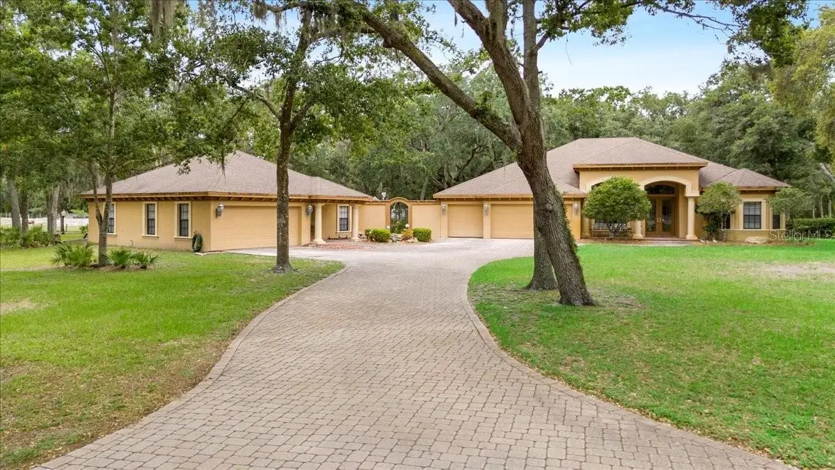 16608 Livingston Avenue, Lutz, FL 33559 - Image #1