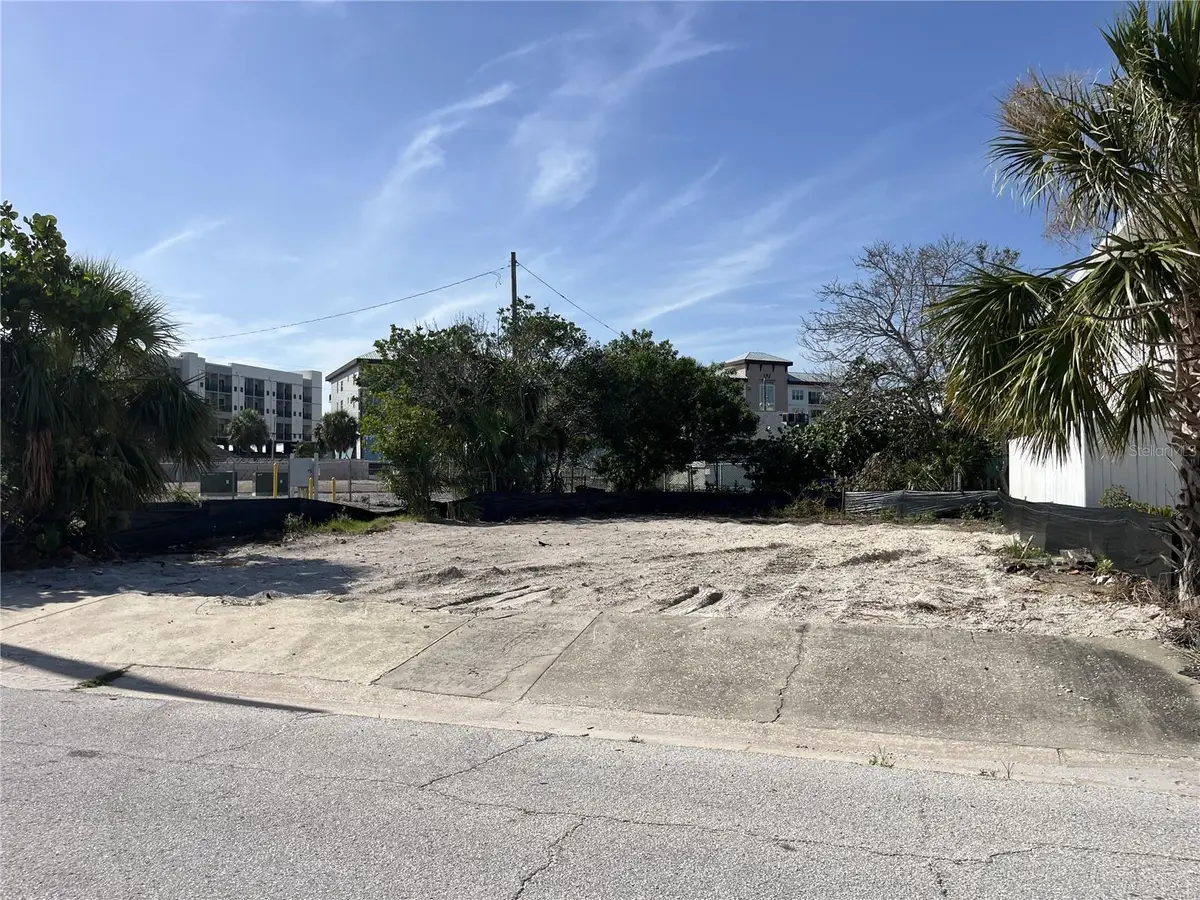 180 E Madeira Avenue, Madeira Beach, FL 33708 - Image #1