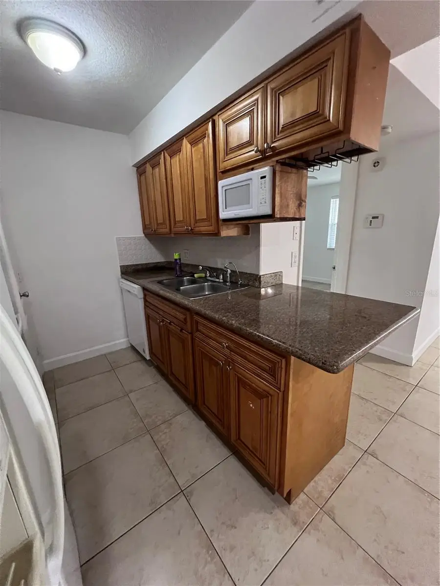 226 Thorn Tree Place #226, Brandon, FL 33510 - Image #2