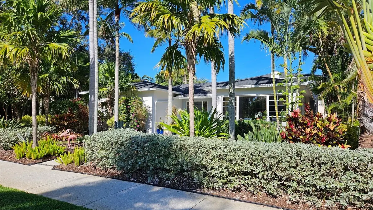 301 23rd Avenue Ne, Saint Petersburg, FL 33704 - Image #1