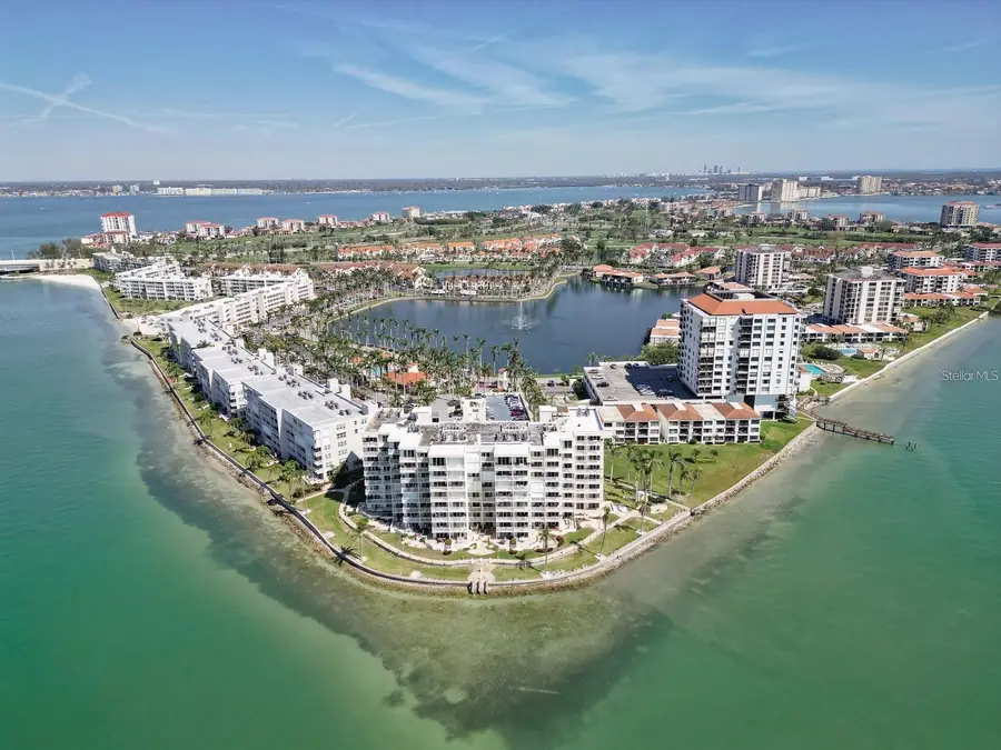 6105 Bahia Del Mar Circle #682, Saint Petersburg, FL 33715 - Image #2
