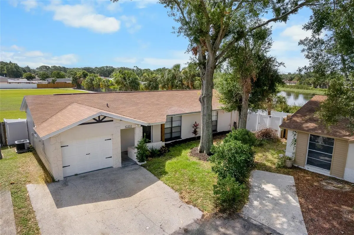 10202 Bellhurst Court, Tampa, FL 33615 - Image #1