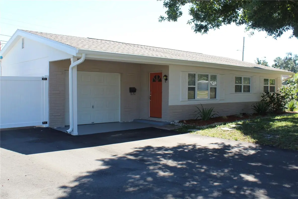 3649 60th Street N, Saint Petersburg, FL 33710 - Image #1