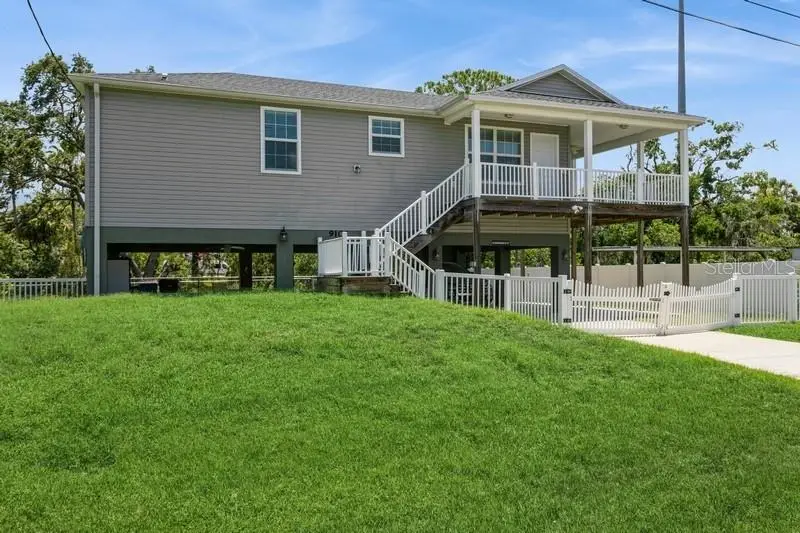 9107 Brunswick Lane, Tampa, FL 33615 - Image #2