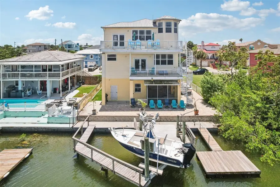 6543 Louise Court, Hudson, FL 34667 - Image #2