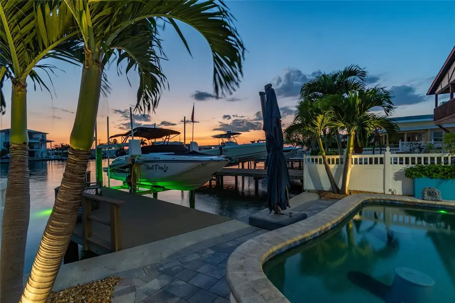 16106 6th Street E, Redington Beach, FL 33708 - Image #2
