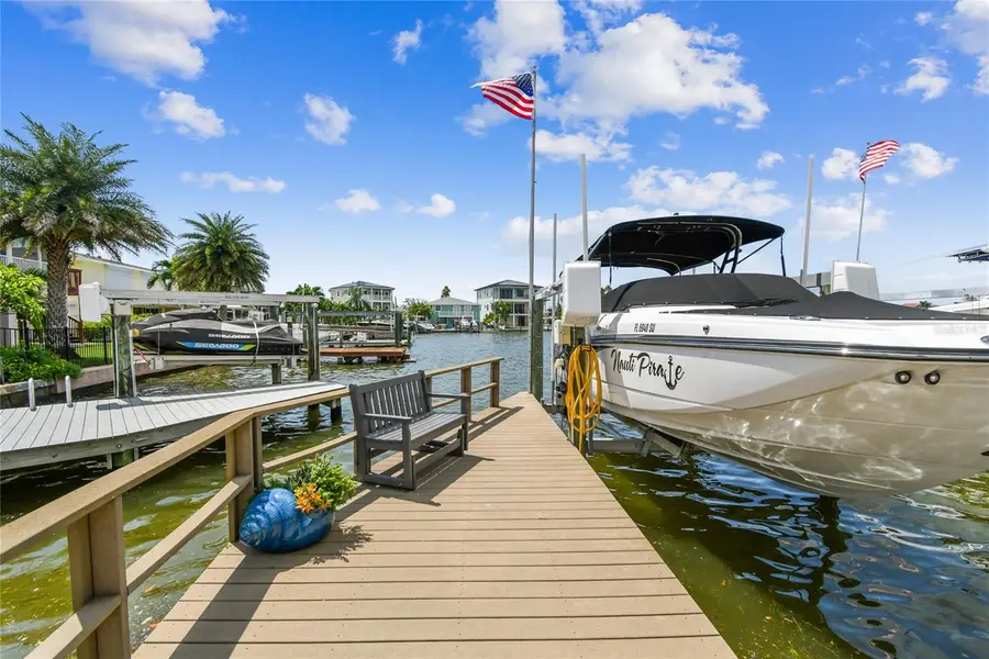 16106 6th Street E, Redington Beach, FL 33708 - Image #3