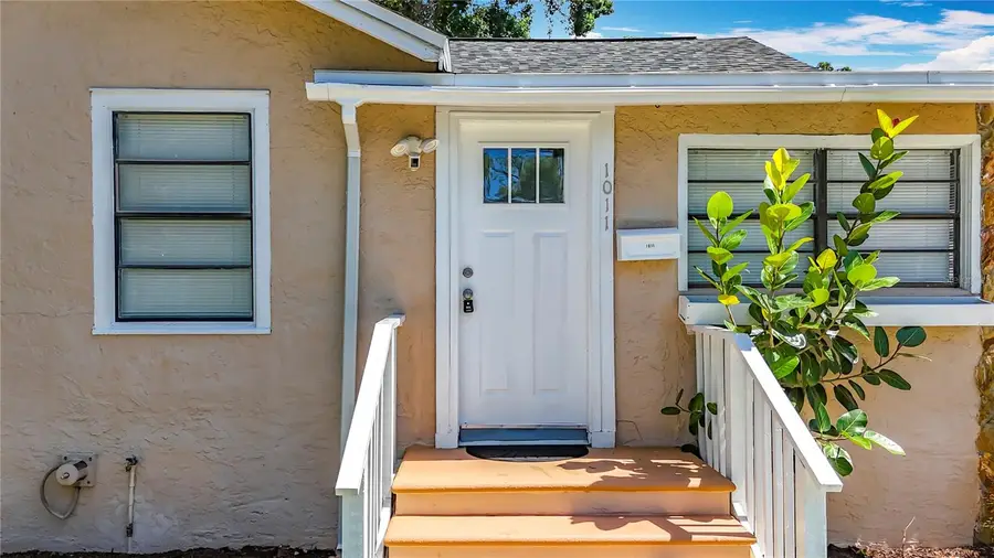 1011 Newton Avenue S, Saint Petersburg, FL 33705 - Image #3