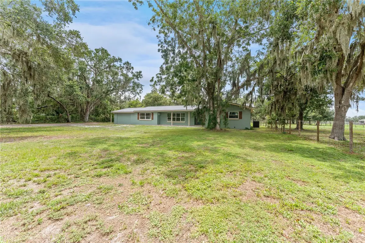 9819 Allen Road, Lithia, FL 33547 - Image #1