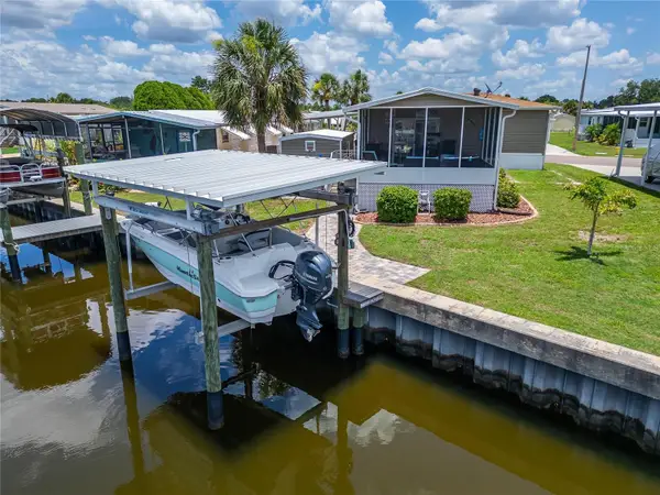 108 W Saint Annes Circle, APOLLO BEACH, FL 33572